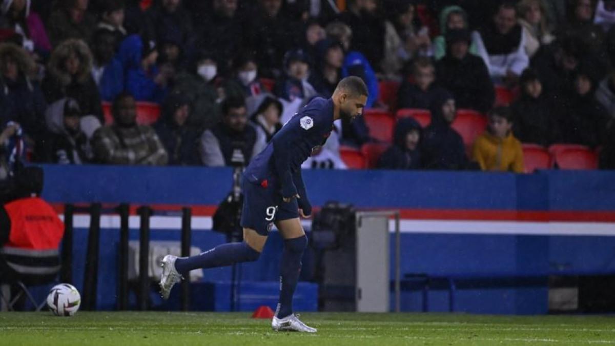 BURSA TRANSFER PERSIB - Layvin Kurzawa saat bermain untuk PSG dalam unggahan Instagram resminya @kurzawa, 22 Oktober 2023. Terbaru,  Layvin Kurzawa dirumorkan gabung Persib Bandung, Sabtu (18/1/2026).