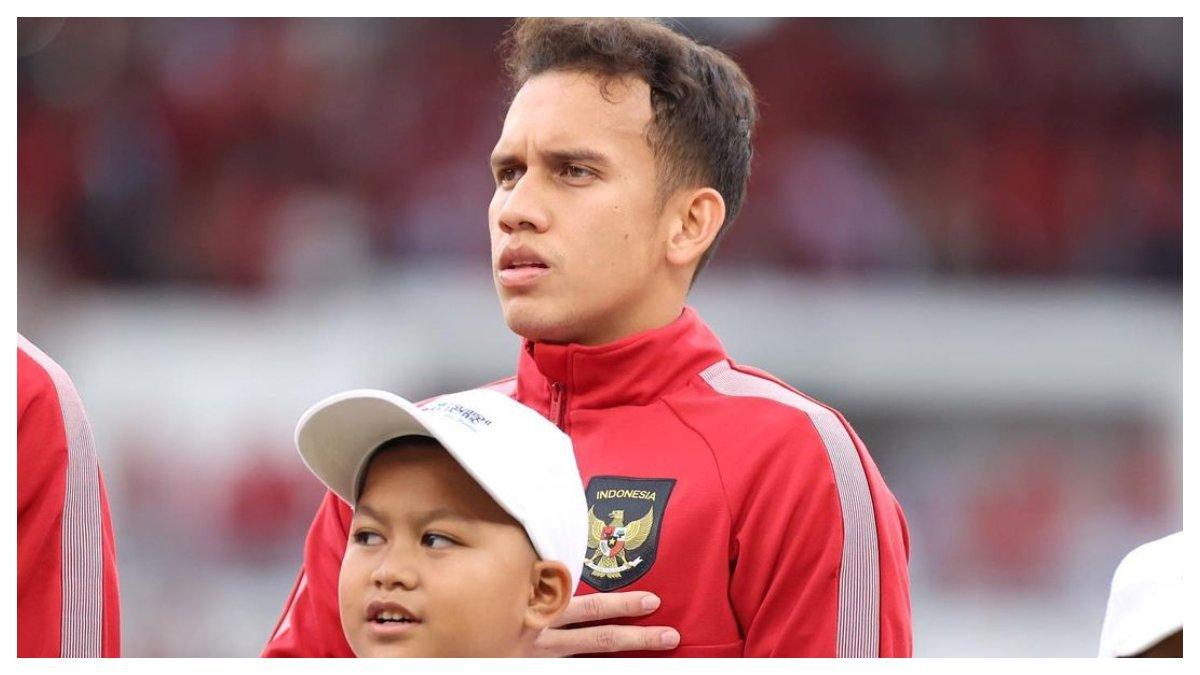 Foto Egy Maulna Vikri saat memakai seragam Timnas Indonesia