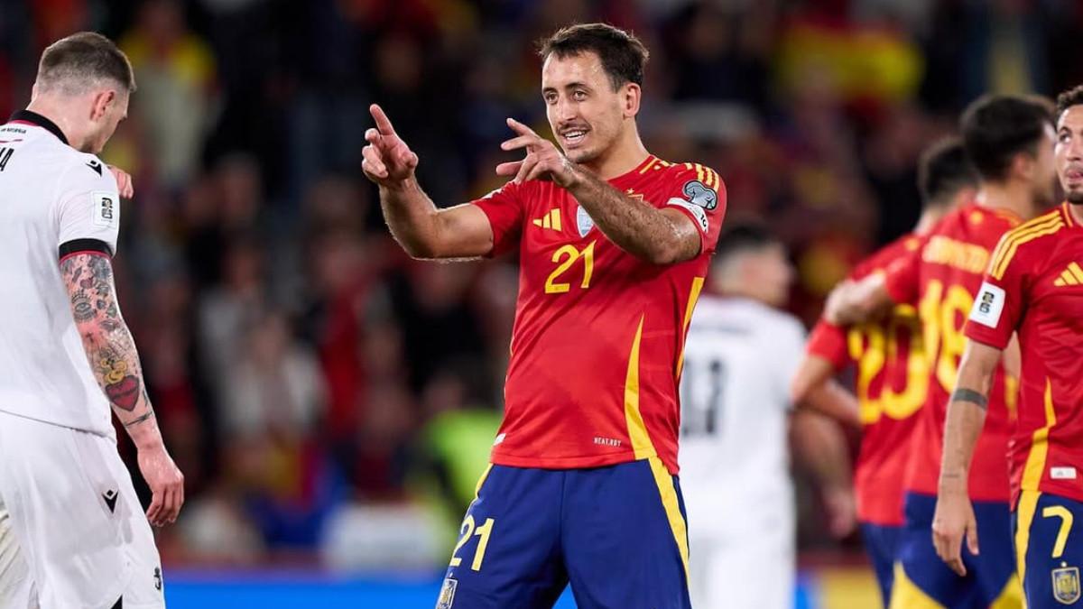 FOTO PEMAIN - Foto pemain Timnas Spanyol, Mikel Oyarzabal. Mikel Oyarzabal menjadi sosok yang sukses mengantikan Morata menjadi ujung tombak Timnas Spanyol, Minggu (16/11/2025).