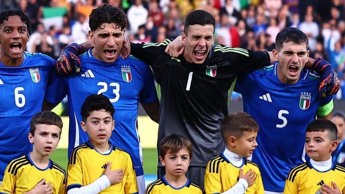FOTO SKUAD - Foto skuad Italia yang diunggah di akun instagram resmi @azzuri pada 11 Oktober 2025.  Italia tengah berjuang keras untuk bisa lolos otomatis ke Piala Dunia 2026, Selasa (11/11/2025).