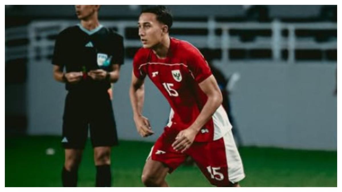 Potret pemain sepak bola muda Miliano Jonathans yang saat ini sudah menjadi kewarganegaraan Indonesia, foto ini diposting di akun instagram @fc-utrecht pada hari Sabtu (06/09/2025)