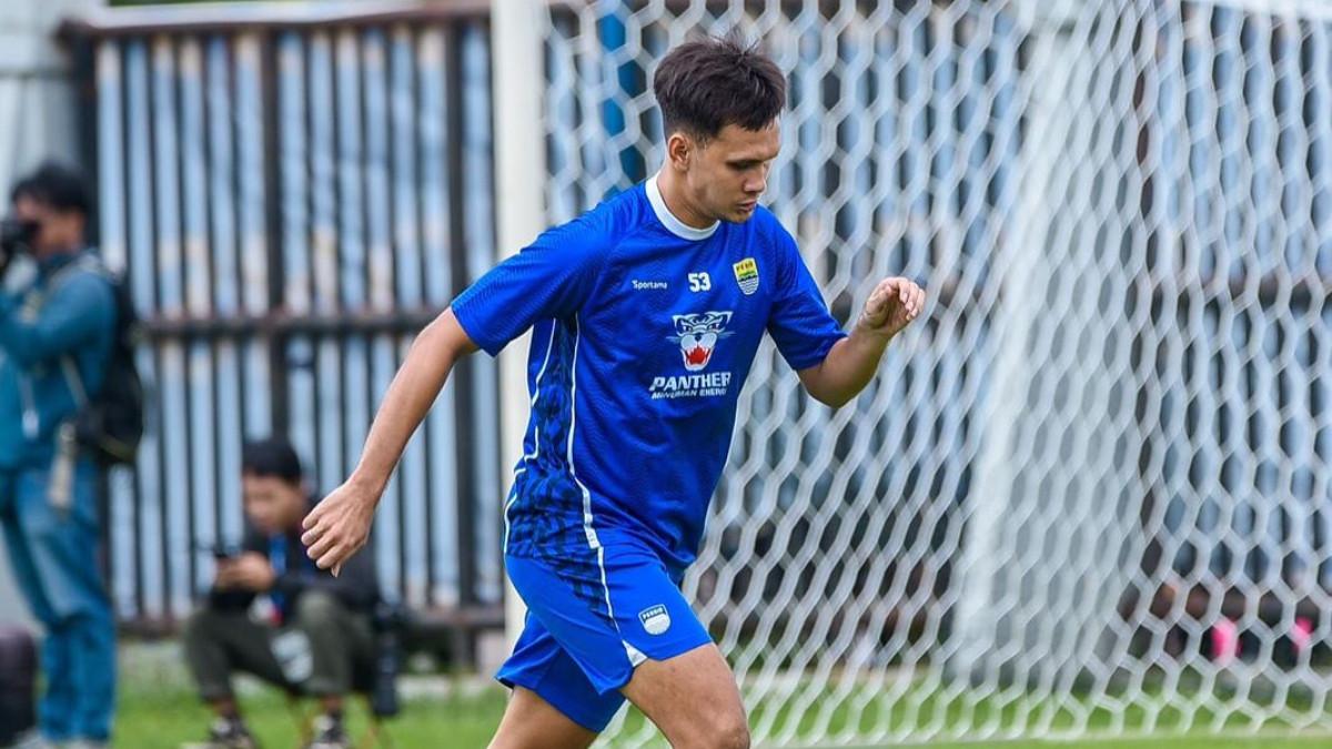 HAMRA HEHANUSSA - Hamra Hehanussa berseragam Persib Bandung dalam unggahan instagram pribadinya @hehanussahamra (30/6/2025), diakses Rabu (17/12/2025)