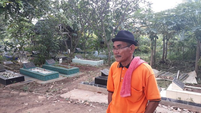 Juru Makam Ungkap Ada Sosok Berpakaian Putih di Pusara Emah, Wanita yang Dibunuh Suami di Tangerang