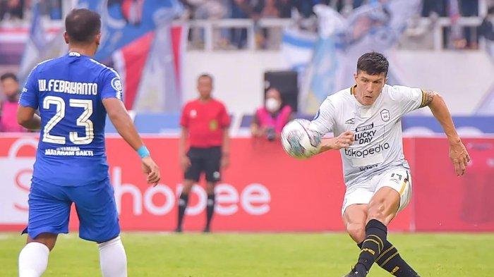 Penjelasan Rahmad Darmawan soal RANS Nusantara Pakai Jersey Lawas Penuh Tambalan Lawan PSIS Semarang