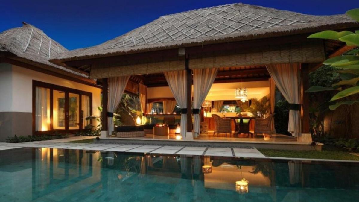 The One Boutique Villa-Hotel di Bali yang terkenal akan desain dan suasana tradisional budaya Bali.TujuhKota di Indonesia dengan Pertumbuhan Hotel dan Hunian Wisata Tercepat Tahun 2025.