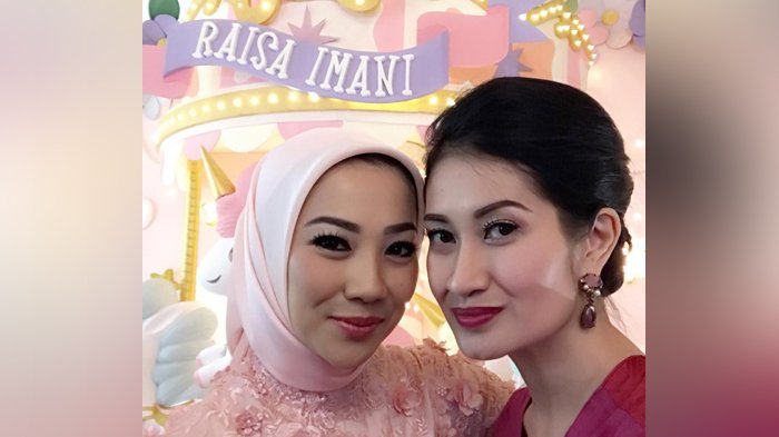 Selain Karir Politik yang Moncer, Mensos Idrus Marham Juga Memiliki Istri yang Cantik, Lihat Fotonya