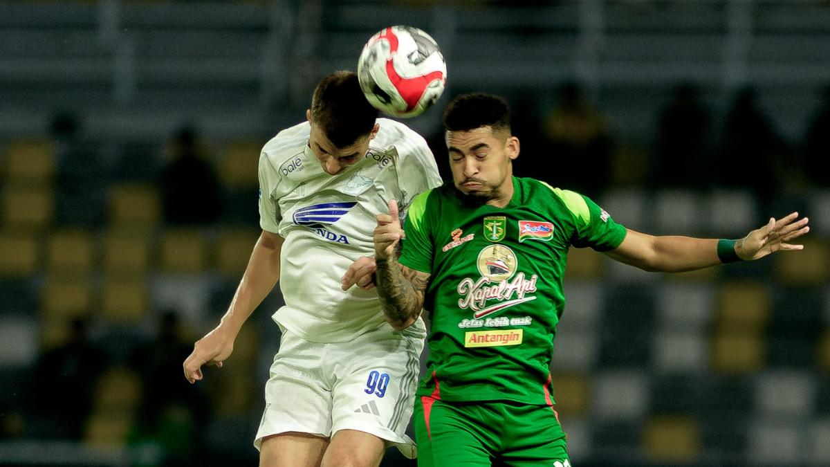 PERSEBAYA SURABAYA VS PSM MAKASSAR - Cuplikan pertandingan Persebaya Surabaya vs PSM Makassar di Stadion Gelora Bung Tomo, Surabaya, Jawa Timur pada Rabu, 25 Februari 2026.
