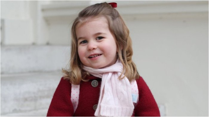 Hari Pertama Masuk Sekolah, Penampilan Putri Charlotte Jadi Sorotan, Gemas!