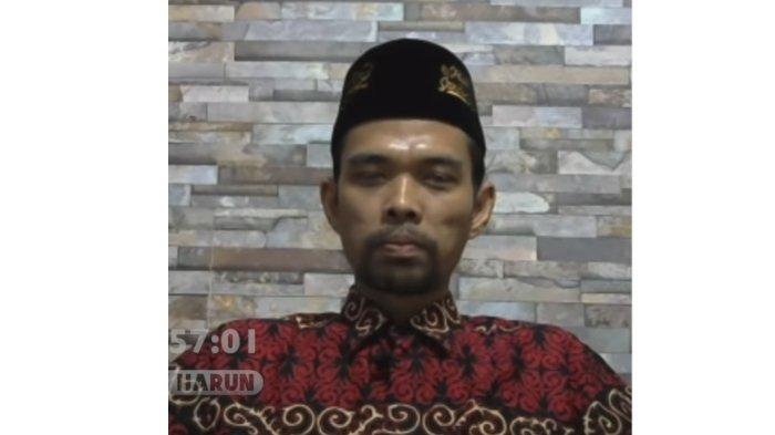 Ustaz Abdul Somad dalam kanal YouTube Refly Harun, Sabtu (6/6/2020). Ustaz Abdul Somad mengaku sempat mengalami tindakan diskriminatif setelah menyatakan dukungannya untuk Prabowo Subianto di Pilpres 2019 lalu. yaning Tyas