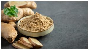 Ginger-root-and-ginger-powder-on-table-jcomp.jpg