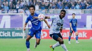 PSIM-Yogyakarta-Vs-PSPS-Pekanba.jpg