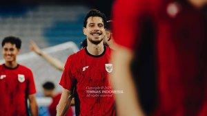 Potret-Thom-Haye-Saat-Mengikuti-Sesi-Latiham-Timnas-Indonesia.jpg