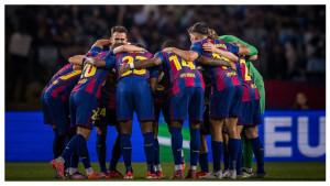 Skuad-Barcelona-sedang-bekumpul-sebelum-kick-off-Liga-Champions-melawan-PSG.jpg