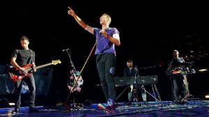 coldplay-di-thailand_20170408_200410.jpg
