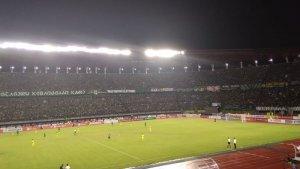 hasil-akhir-persebaya-surabaya-vs-persik-kediri-berakhir-sama-kuat-1-1.jpg