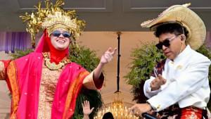 inilah-lirik-lagu-dan-chord-gitar-Tabola-Bale-yang-dinyanyikan-oleh-Silet-Open-Up.jpg