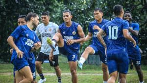 latihan-padang-16-oktober.jpg