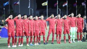 para-pemain-timnas-u-22-indonesia-menyanyikan-lagu-kebangsaan-jelang-laga-grup-b-sea-games-2019.jpg