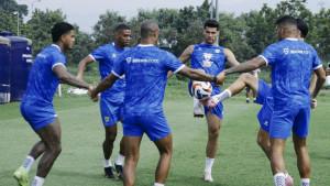 sesi-latihan-Persib-Bandung-jelang-hadapi-Dewa.jpg