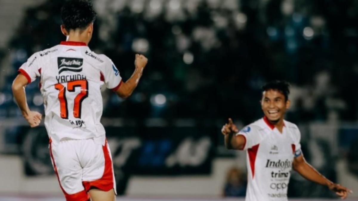 AKSI-SELEBRASI-Pemain-Bali-United-Teppei-Yachida-melakukan-selebrasi-setelah-cetak-gol.jpg