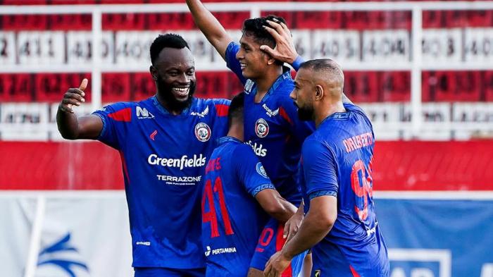 Aremania Ikhlas? Anak Emas Joel Cornelli Potensi Dibuang Ze Gomes dari Arema, Persebaya-Persija Cek