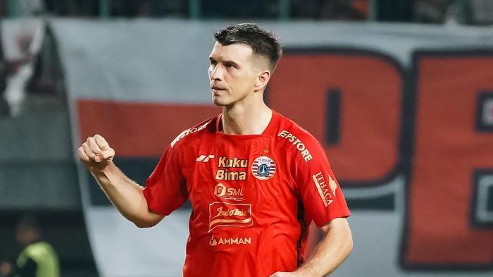 Bek-Veteran-Persija-di-Liga-1-2024-Ondrej-Kudela.jpg