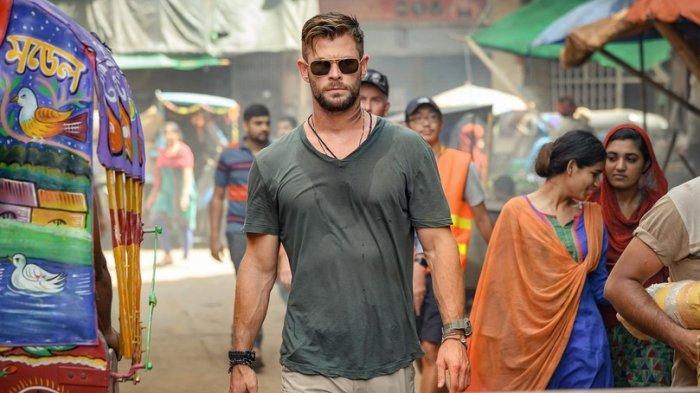 Chris-Hemsworth-dalam-film-Extraction-2020.jpg