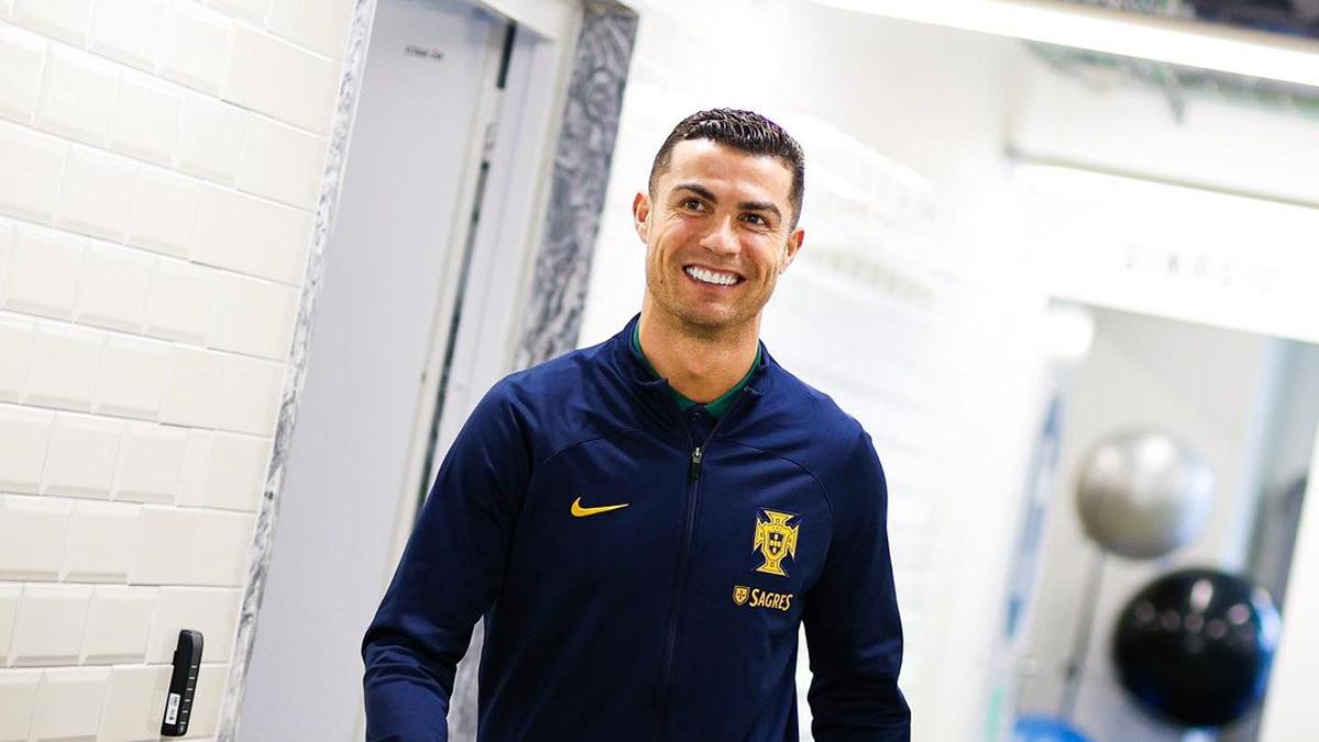 Cristiano-Ronaldo-saat-berada-di-Ruang-Ganti-Al-Nassr.jpg