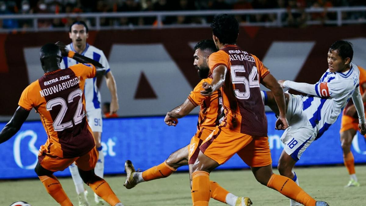 Cuplikan-pertandingan-Borneo-FC-vs-Persib-Bandung-pekan-21.jpg