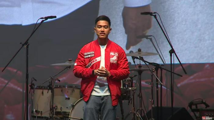 Ketua-Umum-PSI-kaesang-Pangarep-saat-mendeklarasikan-dukungan-untuk-pasangan-Prabowo-Subianto.jpg