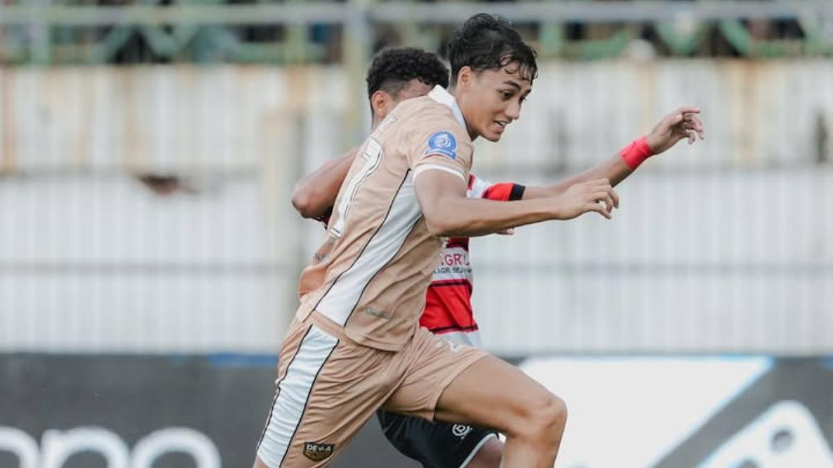 Madura-United-Vs-Dewa-United-2025-2221111.jpg
