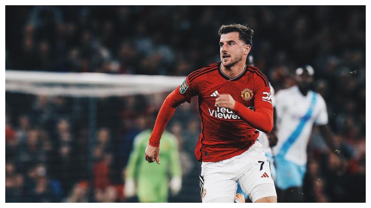 Mason-Mount-saat-berseragam-Manchester-United.jpg