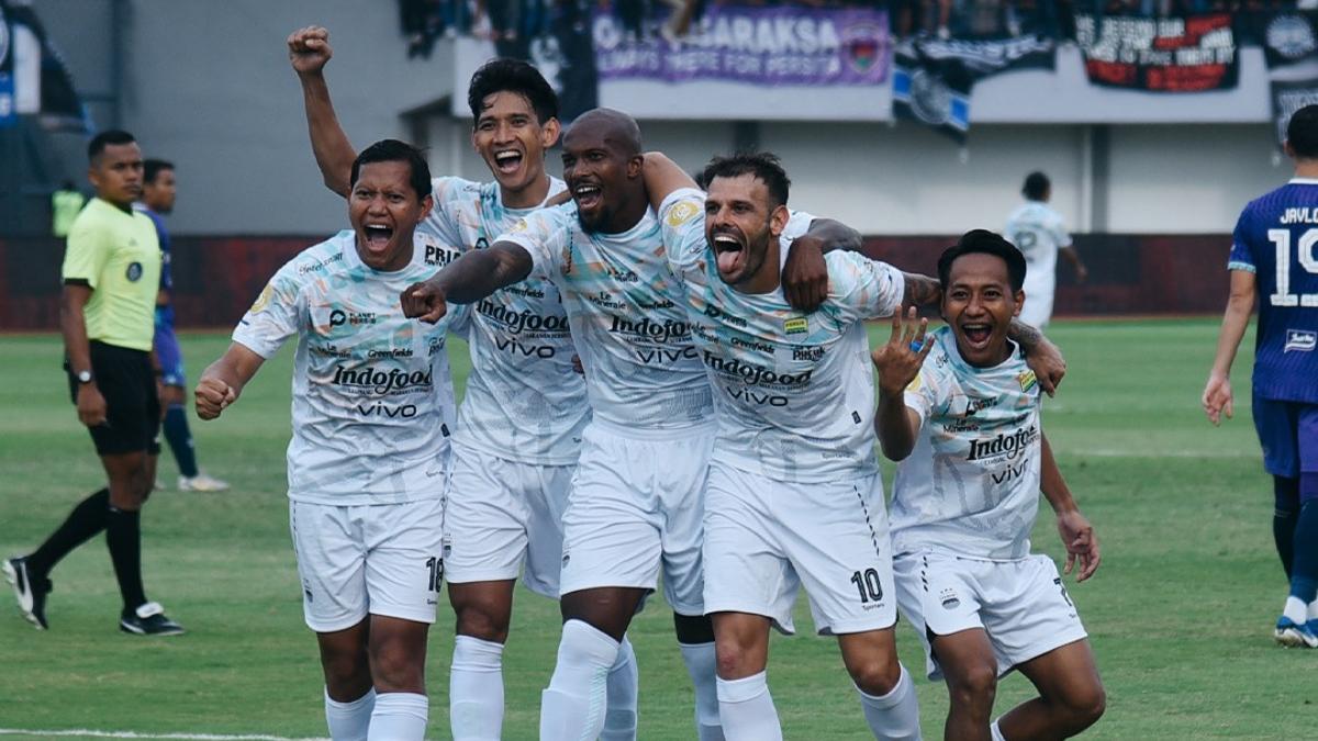 Persib-Bandung-kabarnya-sudah-kontrak-dua-pemain-anyar.jpg