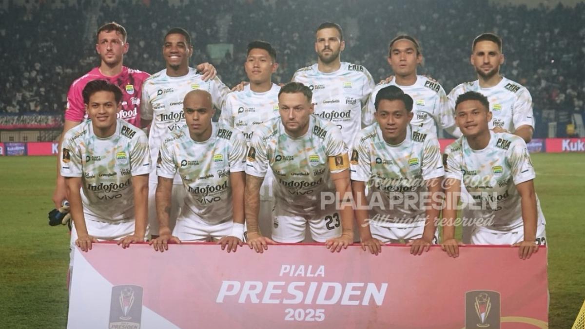 Persib-Bandung-perlihatkan-transfer-senyap-Co.jpg