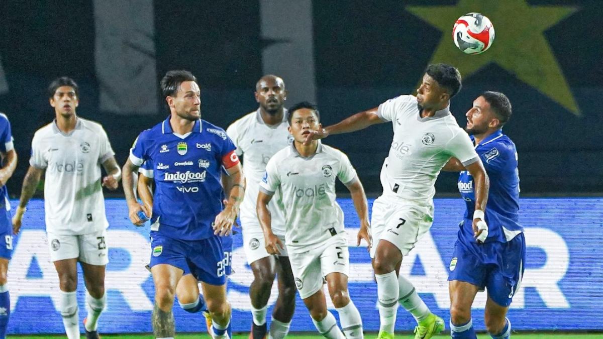 Persib-dan-Arema-FC-20221111.jpg
