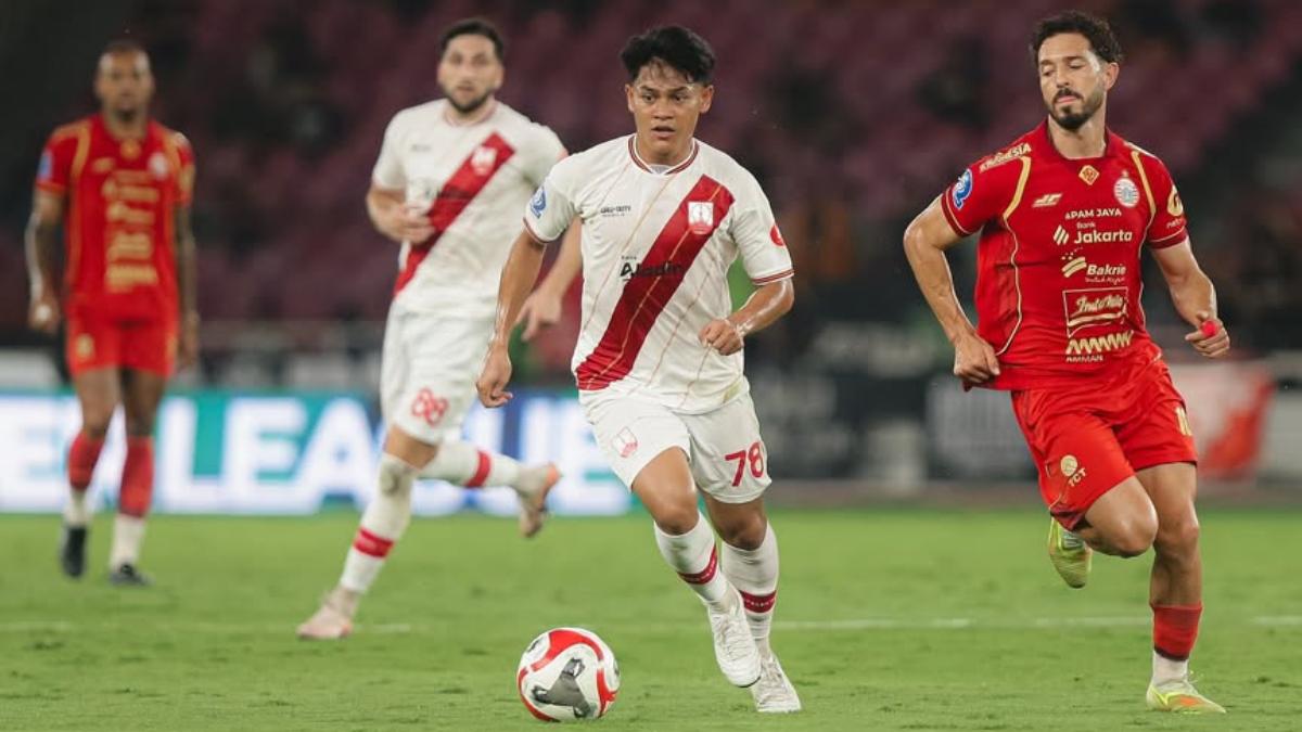 Persis-Solo-dan-Persija-202221111.jpg