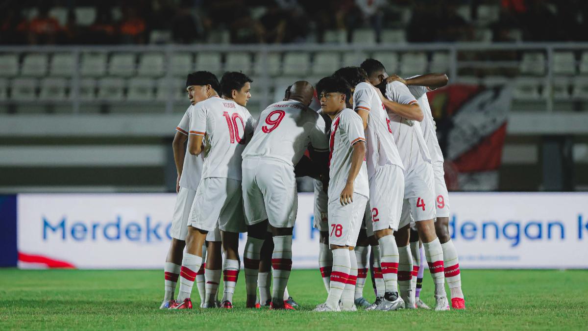 Persis-Solo-tos-sebelum-laga-kontra-Borneo-FC.jpg