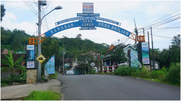 Pintu-masuk-Desa-Lerep.jpg