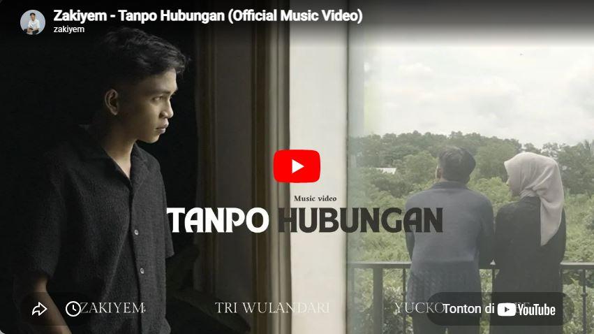 Chord Gitar Lagu Tanpo Hubungan - Zakiyem, Lirik Lagu: Cubo Bayangno yen Bebarengan Ngukir Katresnan