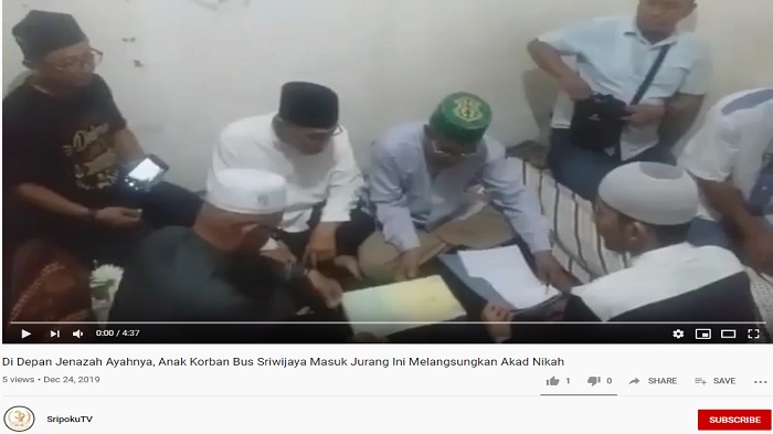 anak-korban-kecelakaan-bus-sriwijaya-melangsungkan-akad-nikah-di-depan-jenazah-ayahnya.jpg