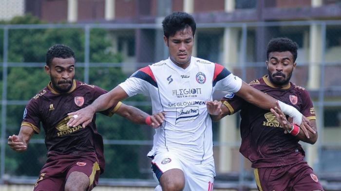 arema-fc-vs-psm-makassar-dalam-lanjutan-pekan-22-liga-1.jpg