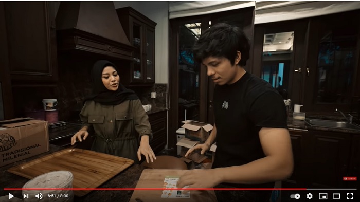 Atta Halilintar Tegaskan Bukan Suami-suami Takut Istri, Aurel Hermansyah Tersanjung karena Ini