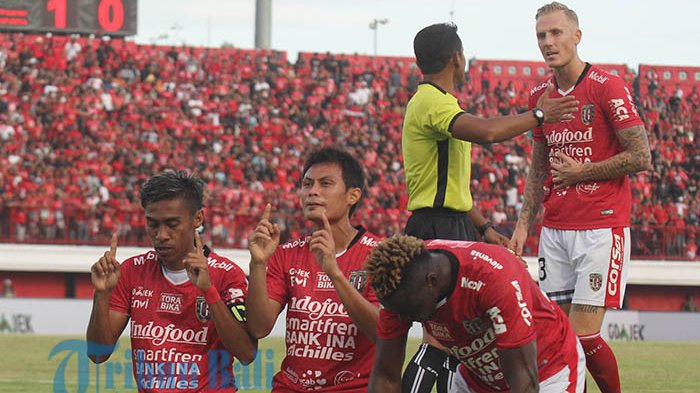 bali-united-pemain_20181106_184143.jpg