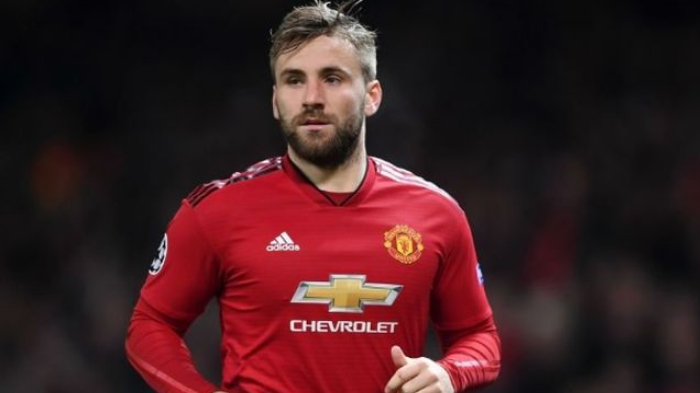 bek-kiri-manchester-united-luke-shaw.jpg