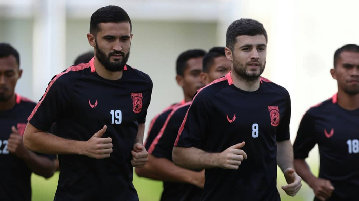 borneo-fc-saat-menjalani-sesi-latihan.jpg