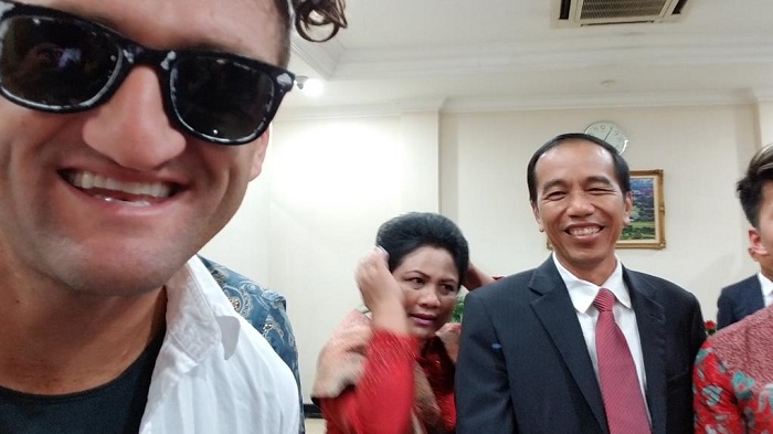 Youtuber Kondang Dunia Ini Bertemu dengan Jokowi, Apa yang Mereka Bicarkan?