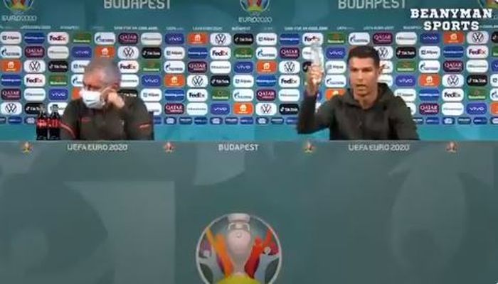Viral di Medsos, Ini Beda Perlakuan Cristiano Ronaldo dan Paul Pogba saat Singkirkan Minuman Bersoda