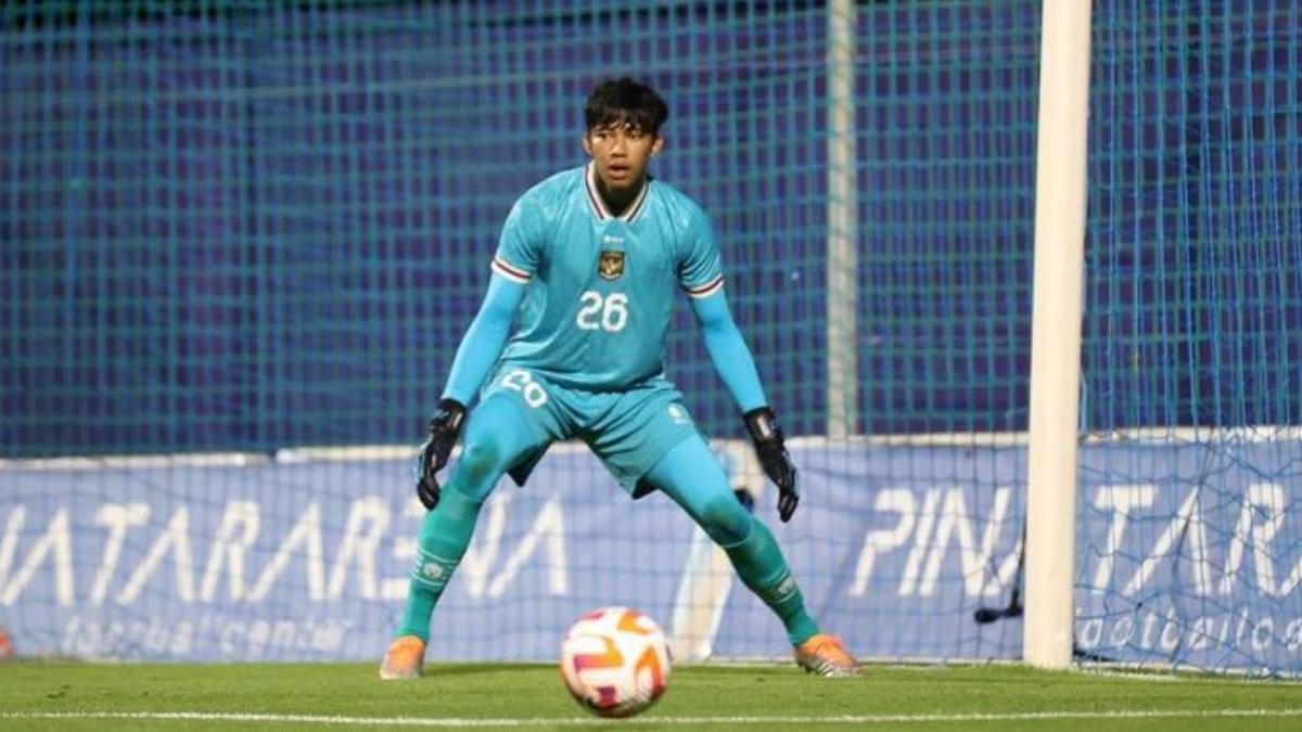 daffa-fasya-ketika-mengenakan-seragam-timnas-indonesia.jpg