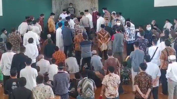 Detik-detik Wali Kota Bandung Oded Meninggal, Jatuh saat Naik Mimbar Jadi Khatib Salat Jumat
