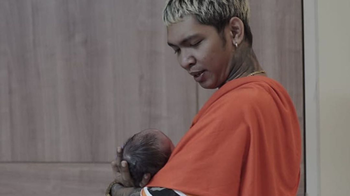 Dikarunai Anak Pertama, Young Lex Jelaskan Alasan Tak Bisa Dampingi Istri saat Lahiran: Sedih Banget